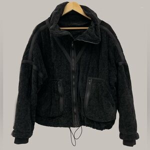 POL Puffer bomber Coat Women’s Large Black Full Zip Mock Neck Velour Varsity